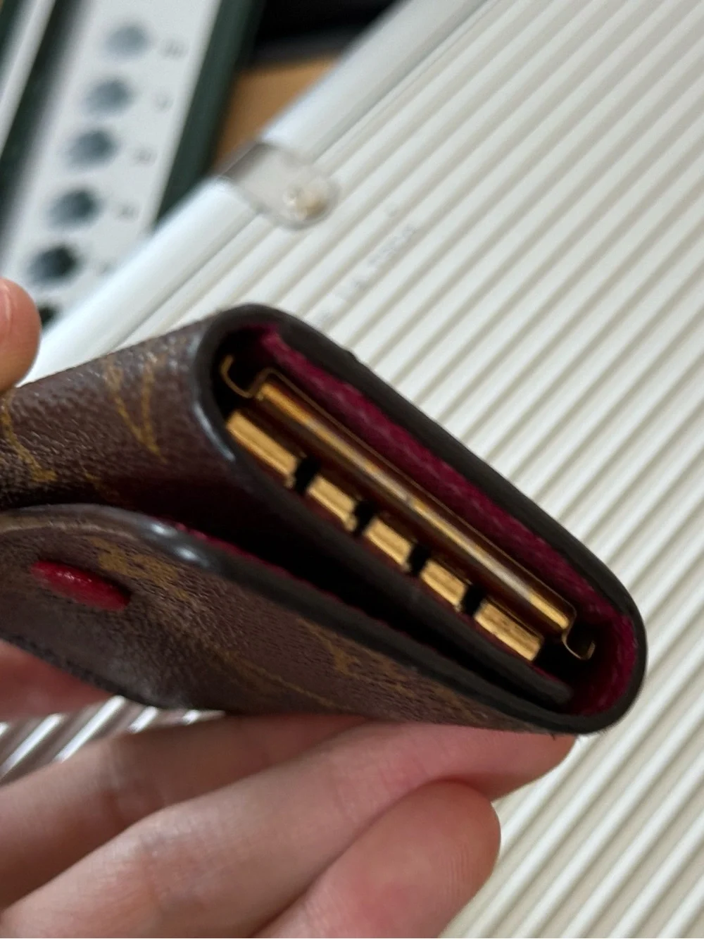 Louis Vuitton Multicle 4 Monogram Fuchsia Wallet